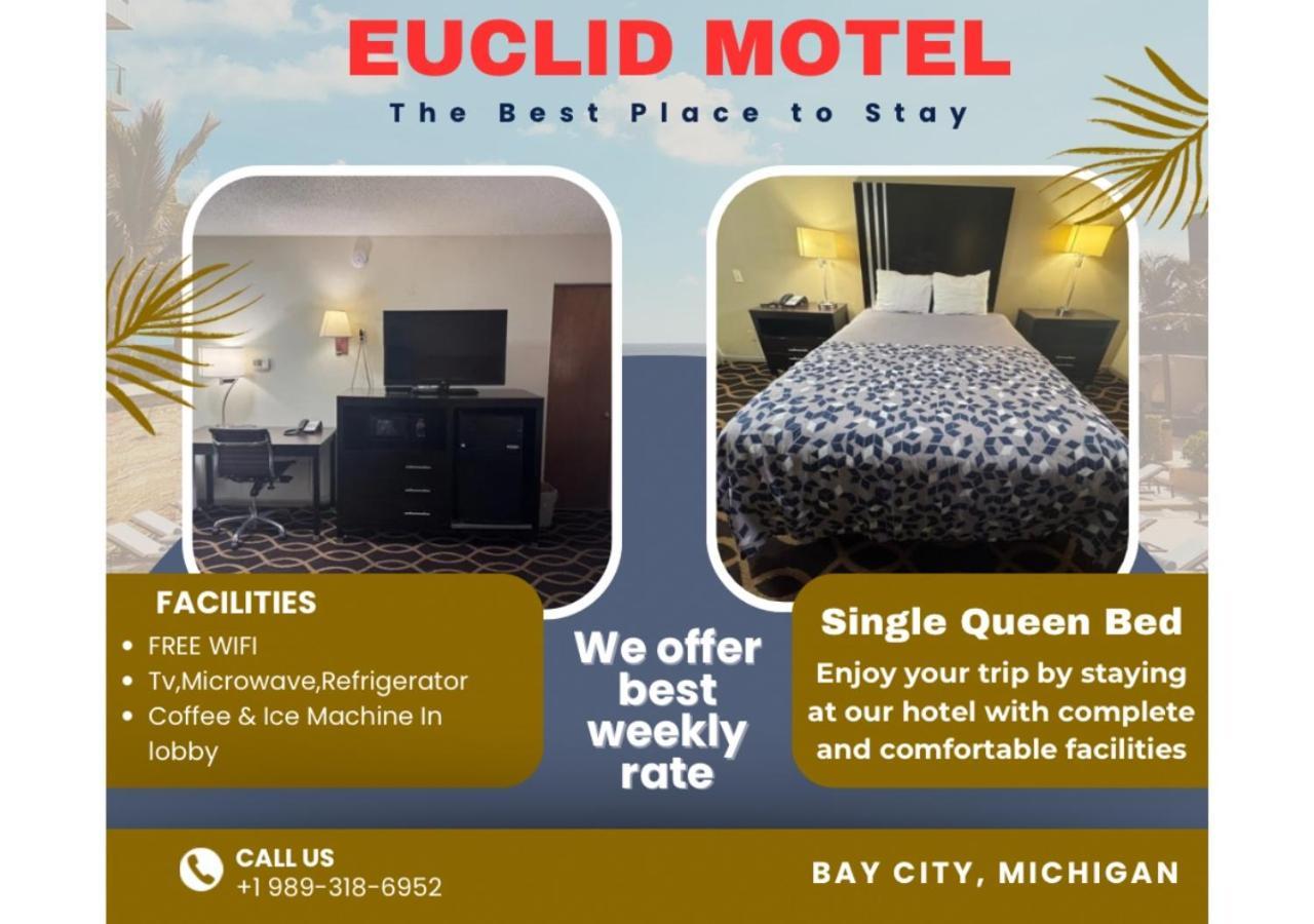 Queen Room,1756549831:JPEG